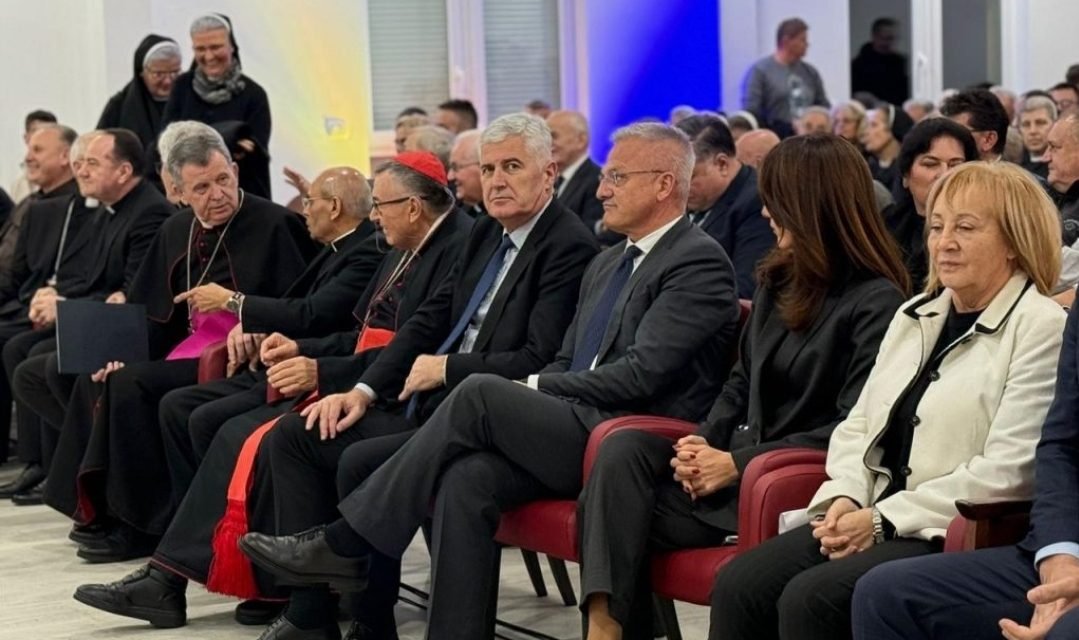 Kardinal Vinko Puljić proslavio 30. obljetnicu kardinalske službe