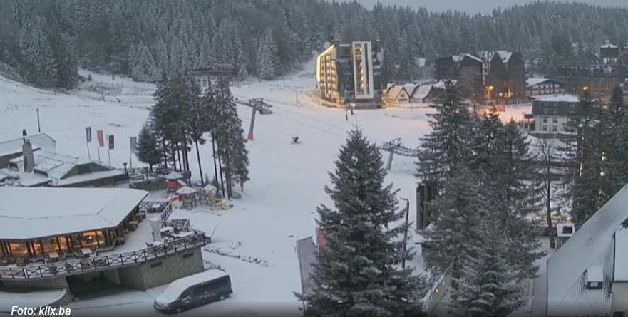 Snijeg zabijelio dijelove BiH, na planinama stvoren pravi zimski ugođaj