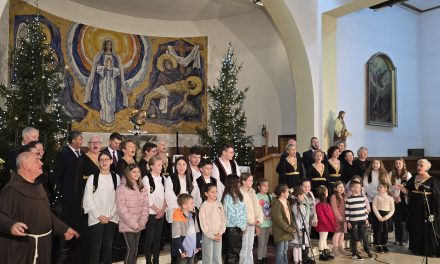 ODRŽAN PREDBOŽIĆNI KONCERT U ŽUPNOJ CRKVI U BRESTOVSKOM