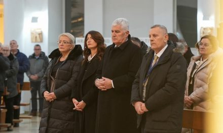 Obilježena 31. obljetnica humanitarnog konvoja „Bijeli put“ za Novu Bilu i Bosnu Srebrenu