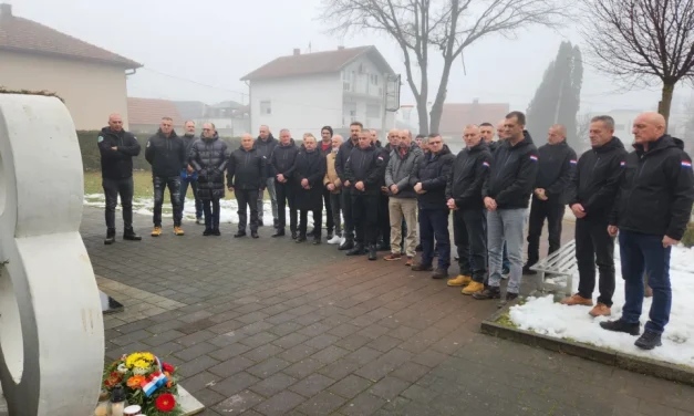 Veterani PPN „Ludvig Pavlović“ današnjom posjetom Vitezu i dolini Lašve snažno je ukazali na neraskidivo zajedništvo hrvatskih ljudi