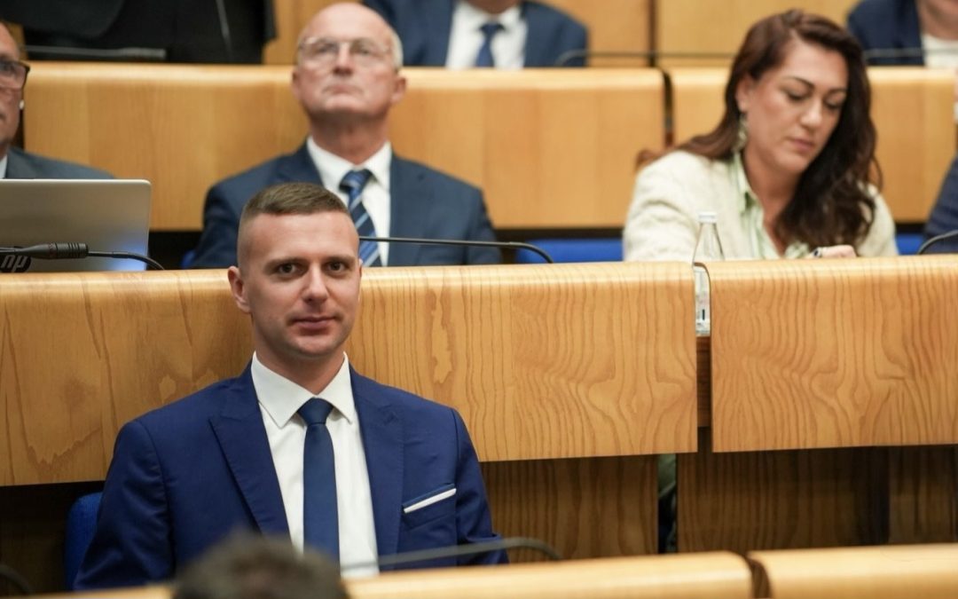 MRNJAVAC: Izaslaničko pitanje vezano za izmjenu Zakona o stomatološkoj djelatnosti i priznavanje koeficijenta s VSS-om za medicinske sestre/tehničare