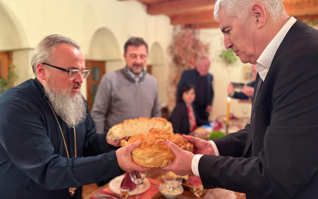 Čović i visoki dužnosnici posjetili manastir Žitomislić povodom pravoslavnog Božića