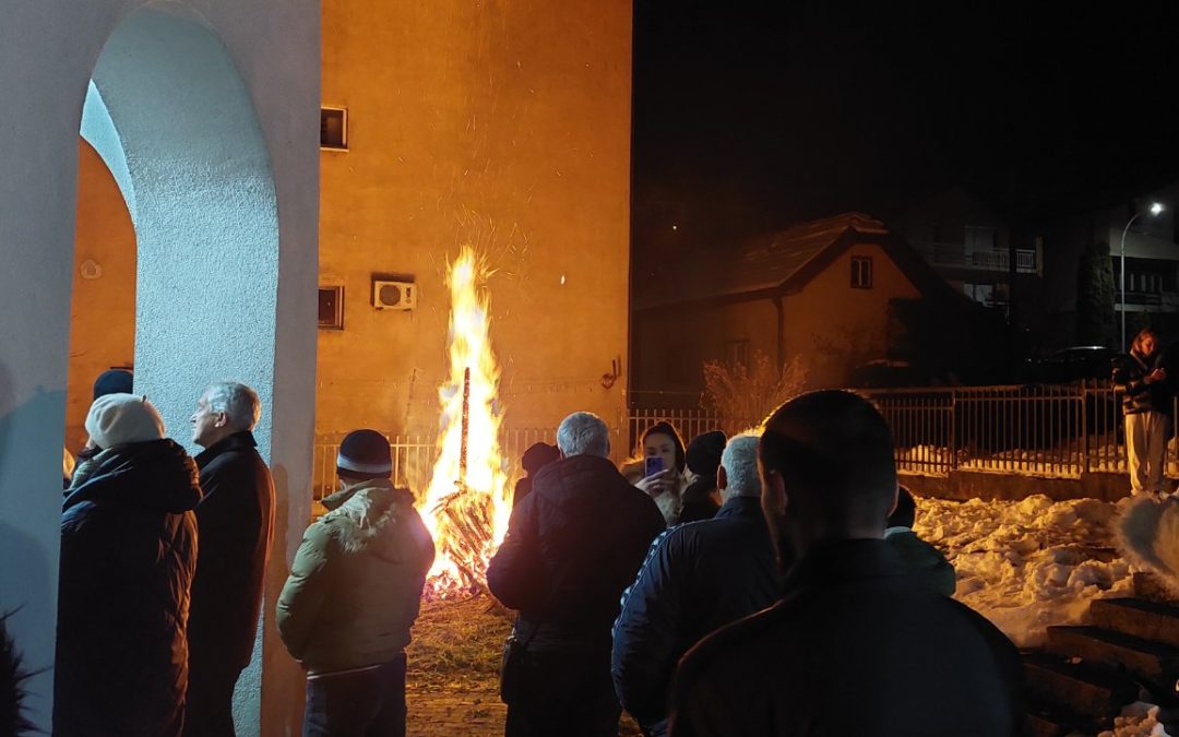 PONOĆNA LITURGIJA U PRAVOSLAVNOJ CRKVI SV. ILIJE PROROKA U KISELJAKU