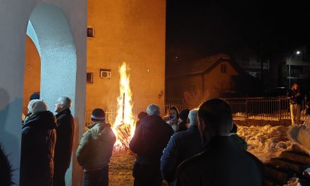 PONOĆNA LITURGIJA U PRAVOSLAVNOJ CRKVI SV. ILIJE PROROKA U KISELJAKU