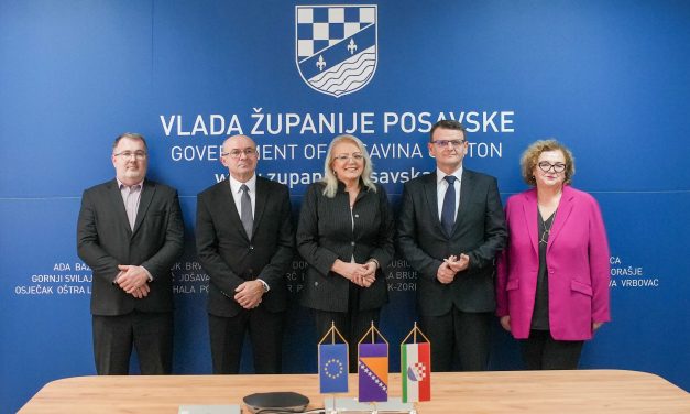 Predsjednica FBiH Lidija Bradara s Vladom Županije Posavske o projektima i financijskoj potpori