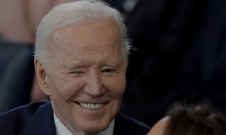 Biden u posljednjim minutama mandata pomilovao petero članova svoje obitelji