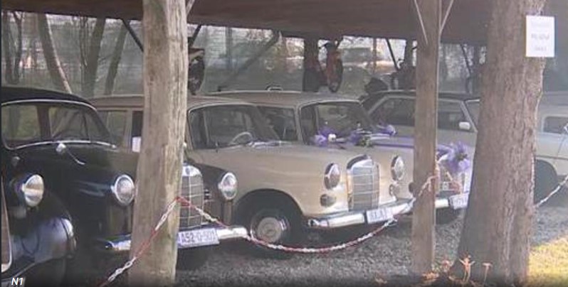 Prve oldtimer registracijske pločice u BiH izdane u Sanskom Mostu
