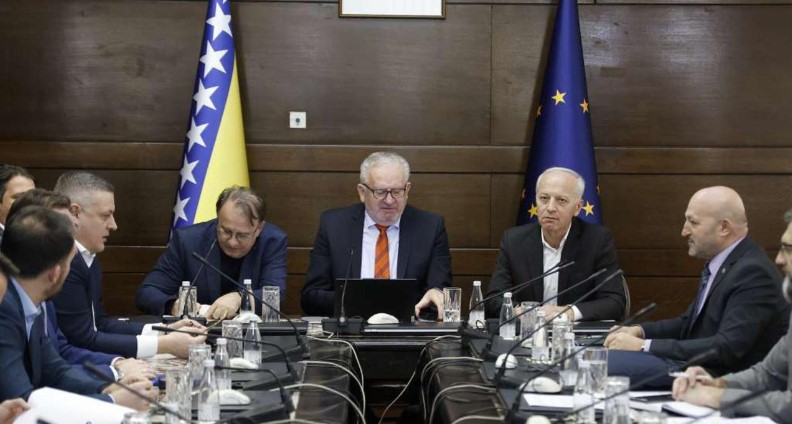 Refundacija do 304 KM doprinosa na minimalac, ali i doprinosa na rast ostalih plaća do 450 maraka