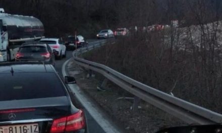Kilometarska kolona vozila kod Jablanice, vozi se usporeno