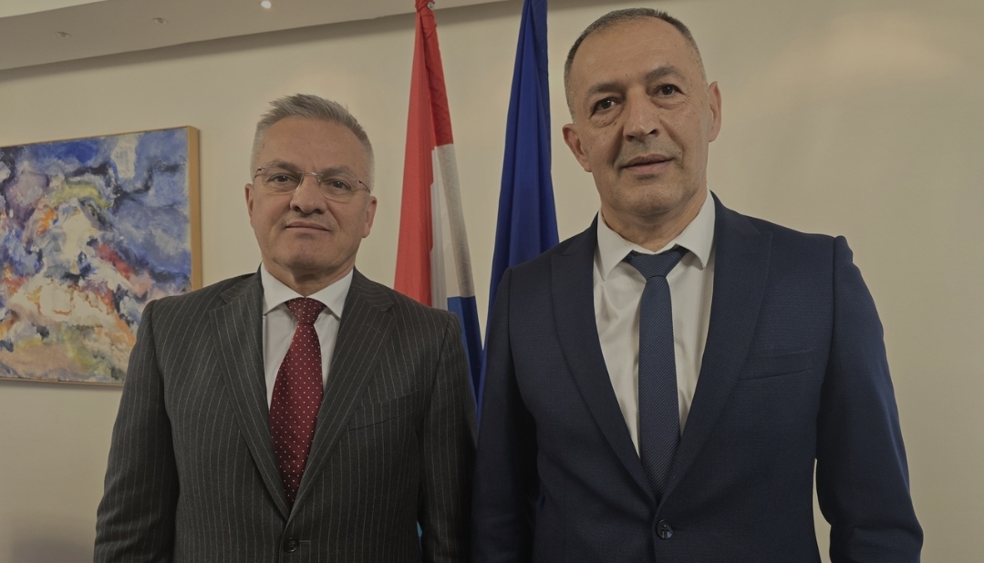 Zelić i Milas: Nastaviti prenositi istinu o logorima za Hrvate u BiH