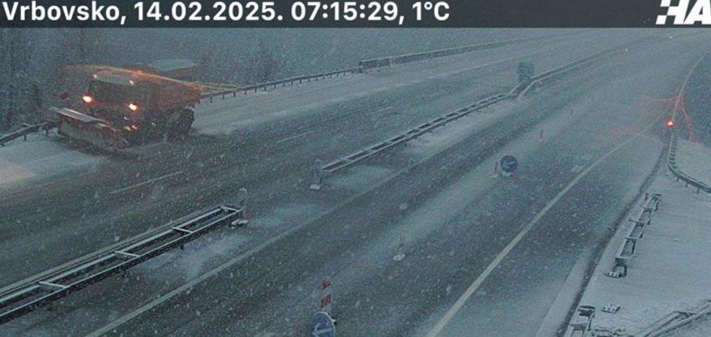 FOTO Snijeg prekrio ceste u Hrvatskoj, izdano i crveno upozorenje