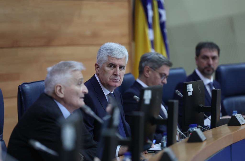 Parlament BiH bez kvoruma, zastupnici SNSD nisu došli jer je “prekršen Ustav”