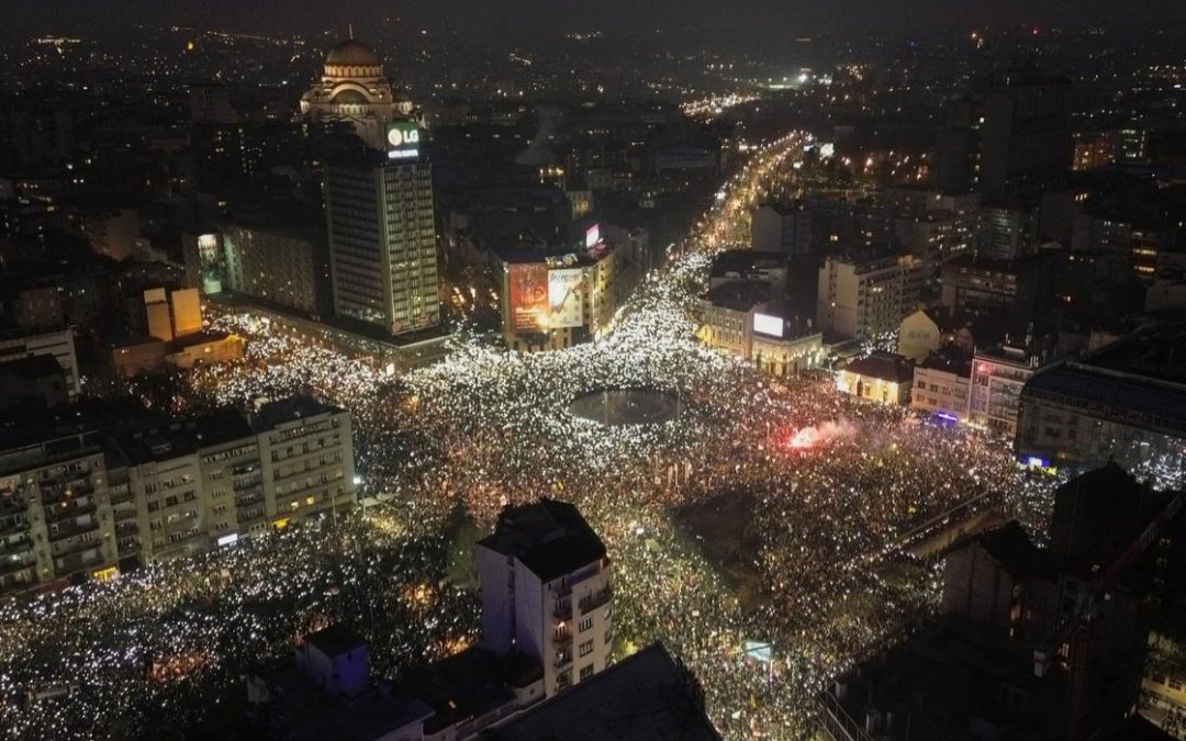 U Beogradu je u subotu održan veliki prosvjed. Studenti i građani iz cijele Srbije okupili su se u glavnom gradu