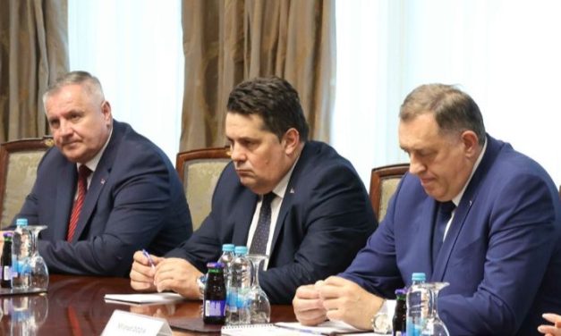 SIPA-i stigla naredba za asistenciju Sudskoj policiji pri privođenju Dodika, Viškovića i Stevandića
