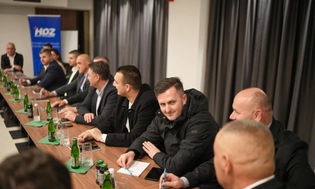 Čović u radnoj posjeti Županijskom odboru HDZ BiH Županije Središnja Bosna