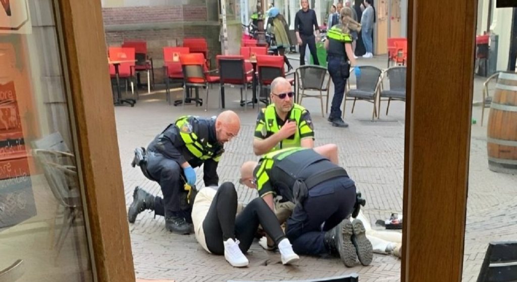 Napad u Amsterdamu, najmanje pet ljudi izbodeno