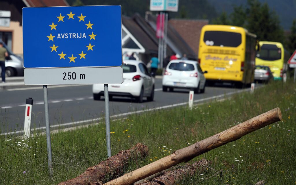 Širi se zaraza, Austrija zatvara granične prijelaze: “Čestice se šire i do 40 kilometara”