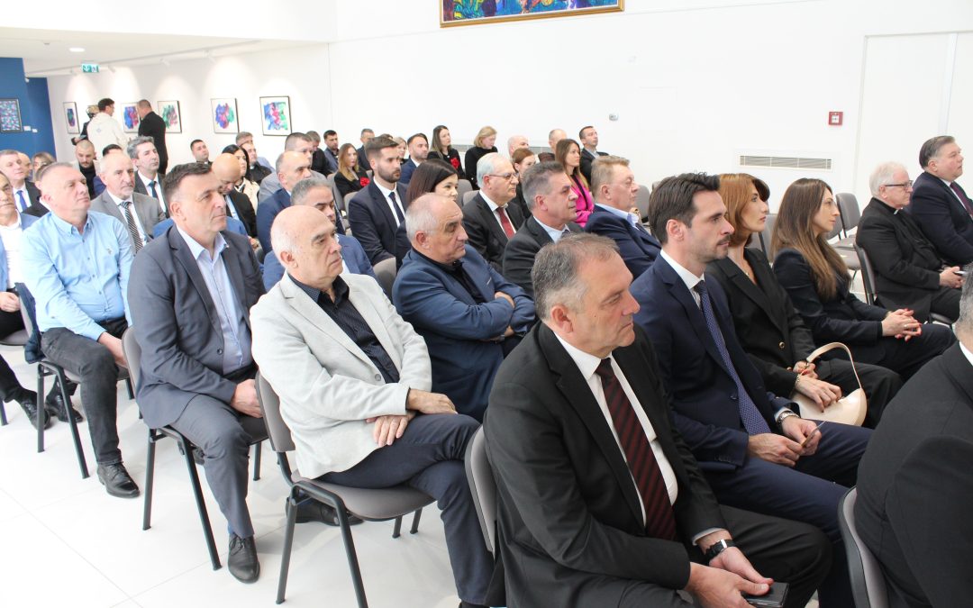 Visoko izaslanstvo HDZ-a BiH nazočilo “Jubileju predstavnika društveno-političkog života” u Biskupijskom centru u Mostaru