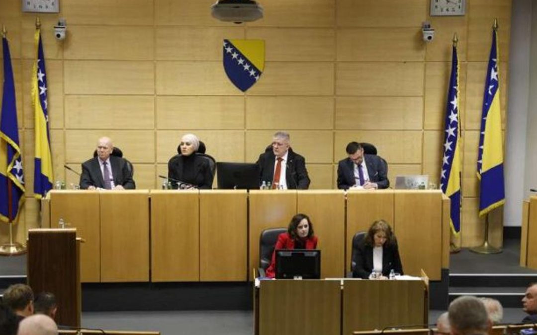Imenovan Upravni odbor RTVFBiH nakon 12 godina, Larisa Velić sutkinja Ustavnog suda BiH