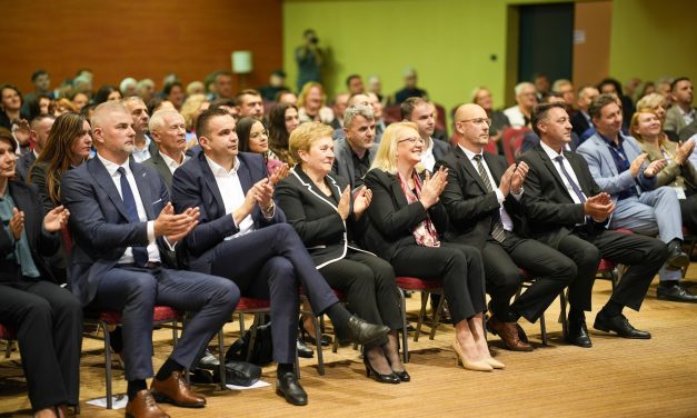 Predsjednica FBiH Lidija Bradara na Danu općine Vitez: “Jak Vitez znači jaku Središnju Bosnu”