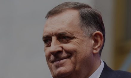 Dodik iz Moskve: Bošnjaci su genetski lažljivci