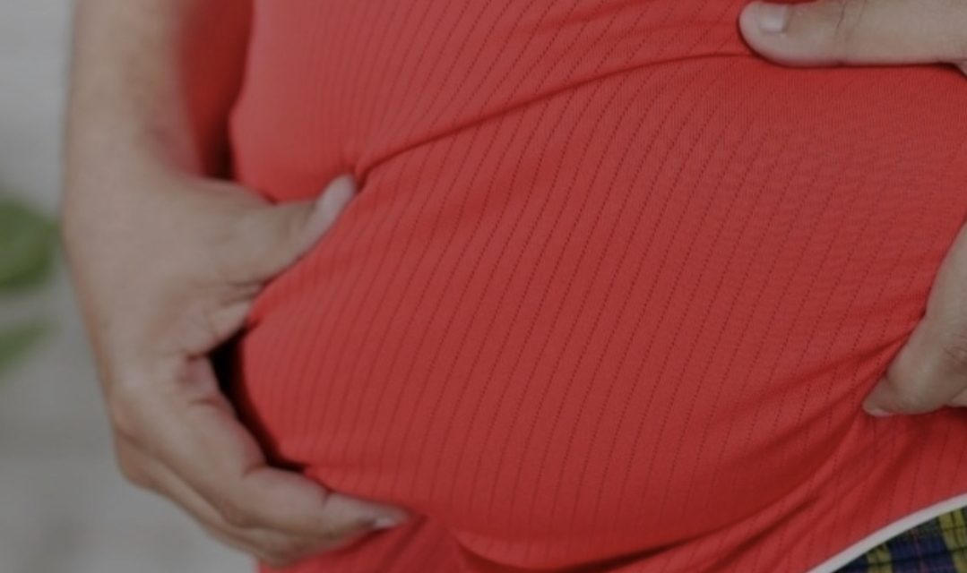 Tri večernje navike koje mogu sabotirati mršavljenje
