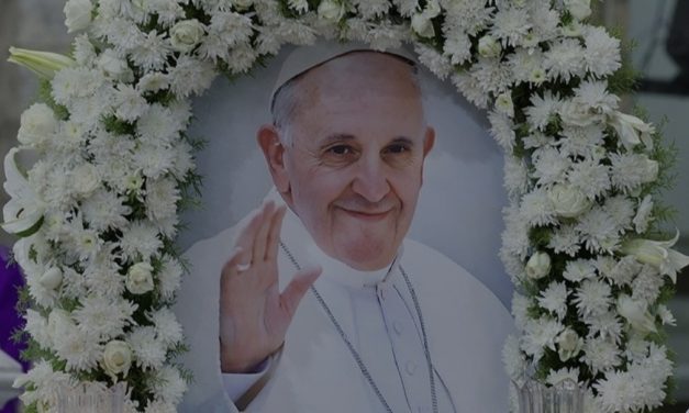 Pokopan papa Franjo