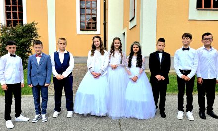 (Foto) Prva sveta pričest u župi Brestovsko