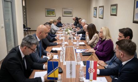 Održana 17. redovita sjednica Predsjedništva HNS-a BiH