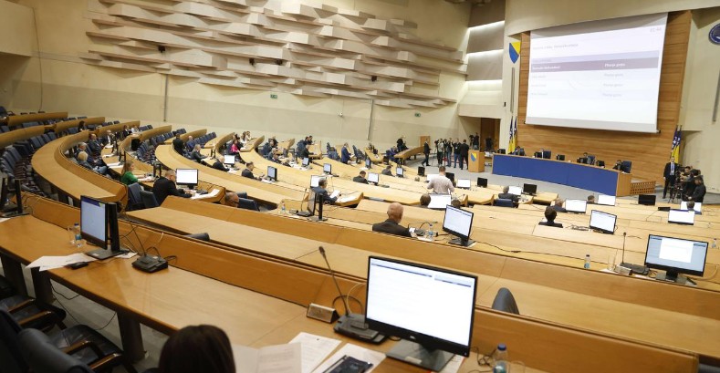 FOTO OESS upozorio: Trojkin Prijedlog zakona o Sudu BiH ugrožava procesuiranje ratnih zločina