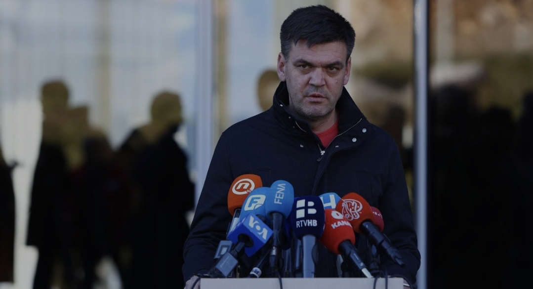 Laž je da su Hrvati u Neumu pristali na ukidanje konstitutivnih naroda, podržali su ih i venecijanci