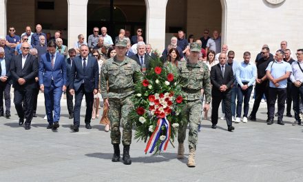 31. obljetnica HVIDRA-e Mostar: Čović i izaslanstvo HNS-a BiH odali počast hrvatskim braniteljima