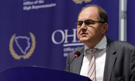 SCHMIDT VIJEĆU SIGURNOSTI UN: Postupci Republike Srpske sugeriraju odcjepljenje