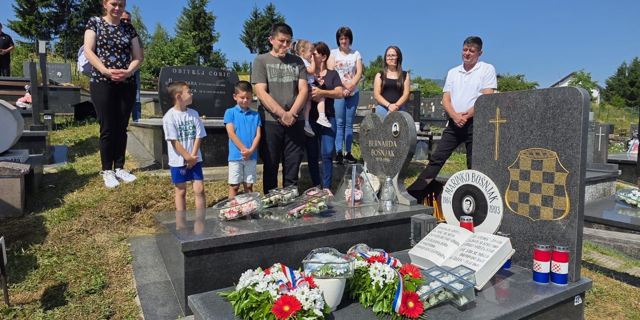 Obilježena 32. godišnjica pogibije Marinka Bošnjaka