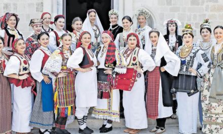 Za titulu najljepše borit će se 16 djevojaka i tako još jednom povezati Hrvate iz cijelog svijeta