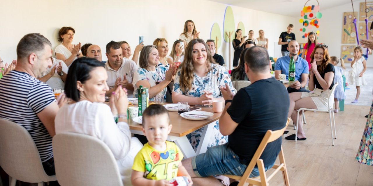 U KREŠEVU JE SINOĆ ”ZAISKRILA” ROĐENDAONICA ”SENZORNA ISKRA”