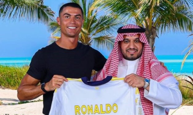 Najveći ugovor ikad. Ronaldo će dobiti pola milijarde, avion, kućnu pomoćnicu…