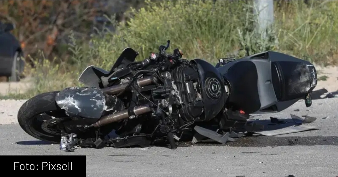 Teška nesreća u BiH: Poginuo mladi motociklist, policija privela vozača automobila