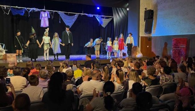 “Čarobno kazalište” u Vitezu zatvorilo 10. Dane hrvatskog kazališta u BiH
