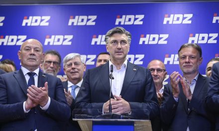Hrvatska se plavi i nakon drugog kruga: HDZ-u Split, Tomaševiću Zagreb, SDP bez velikog grada