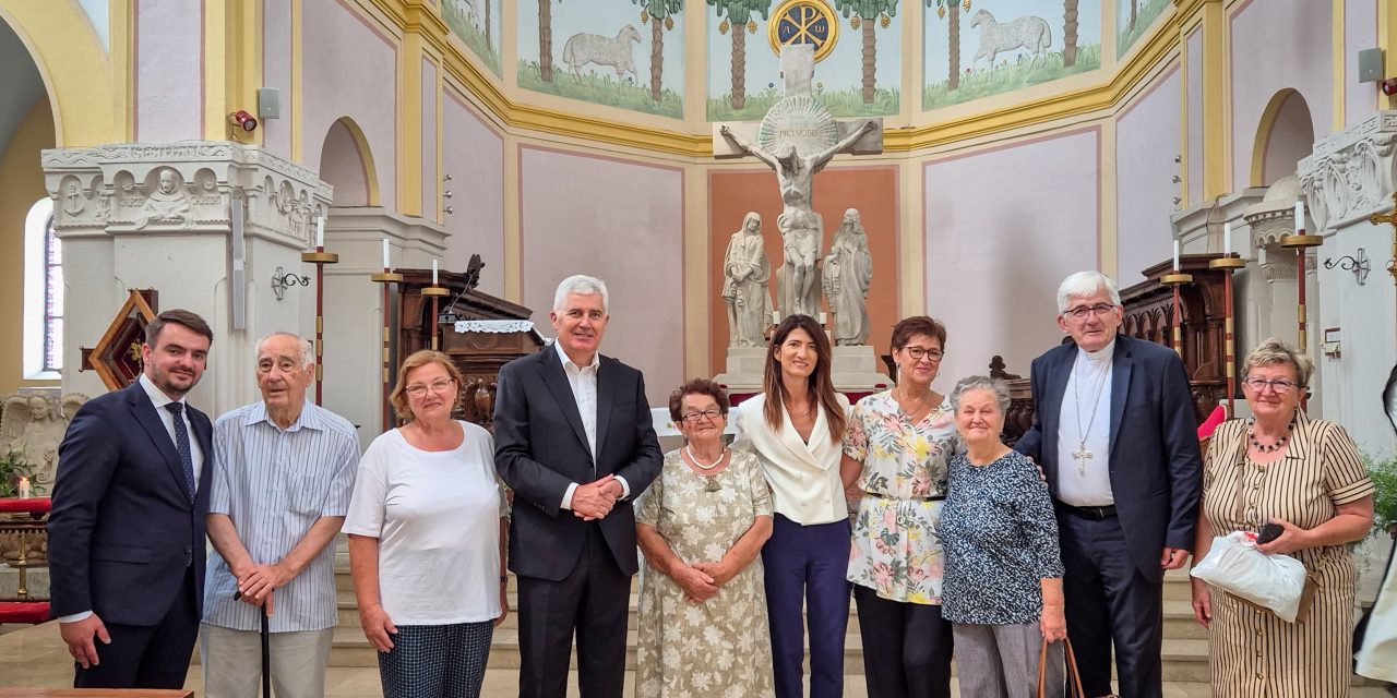 Tijelovo u Banjoj Luci: Čović na svetoj misi u Mariji Zvijezdi