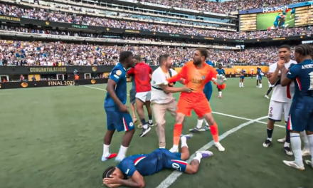 VIDEO / Kaos na kraju finala Klupskog SP-a, Luis Enrique udario igrača Chelseaja
