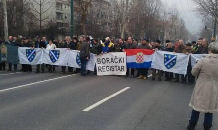 Zbog Helezove nezakonite revizije branitelja Federacija BiH platila 37 milijuna maraka sudskih tužbi