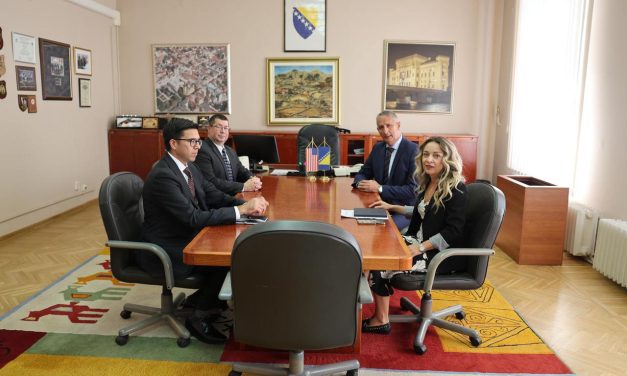 Galić vojnom atašeu SAD-a: U BiH uvijek imate ljude na koje možete računati