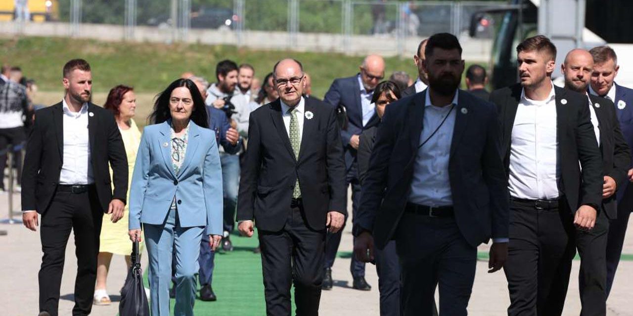 Schmidt: Srebrenica i BiH moraju biti mjesto života, nade i boljeg života