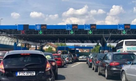 Duga kolona vozila na graničnim prijelazima na ulazu u Bosnu i Hercegovinu