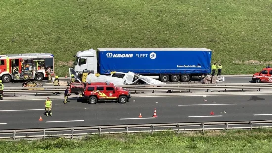 Petero mrtvih u stravičnoj nesreći u Sloveniji