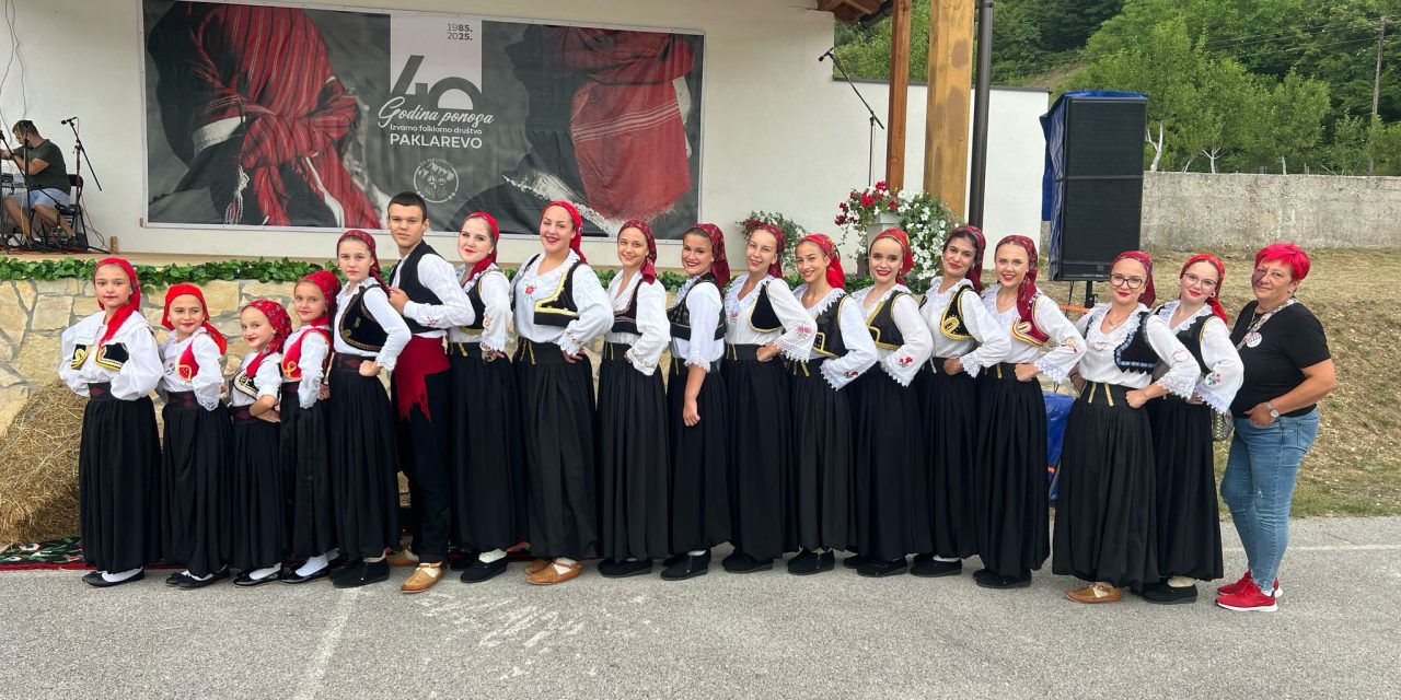 SKUD „Gromiljak“ uveličao proslavu 40 godina IFD Paklarevo