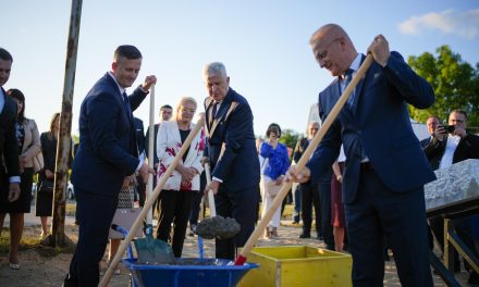 Projekt partnerstva za budućnost: Položen kamen temeljac za dogradnju Hrvatske bolnice „Dr. fra Mato Nikolić“ u Novoj Biloj